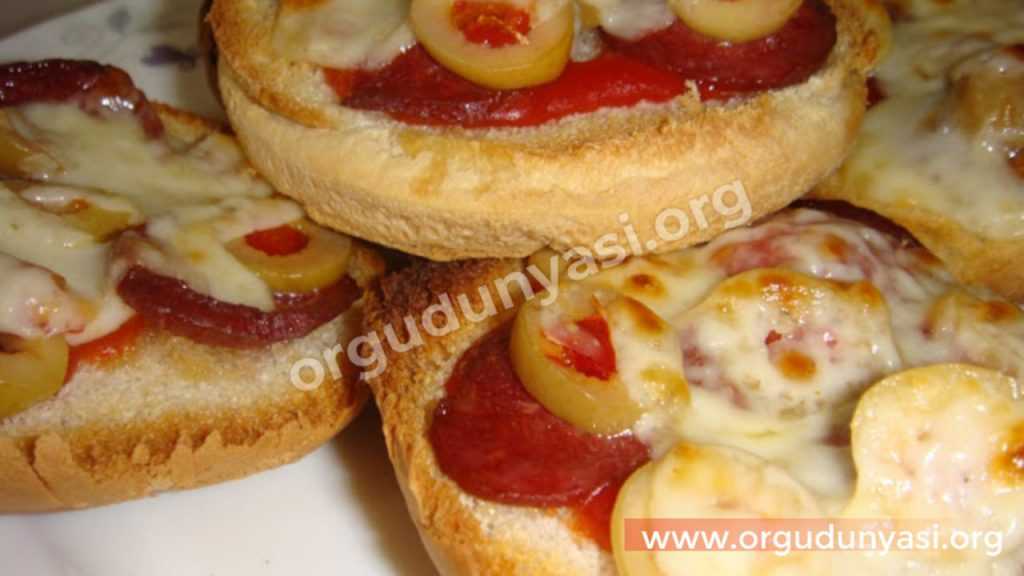 Lokmalık Pizza Tarifi